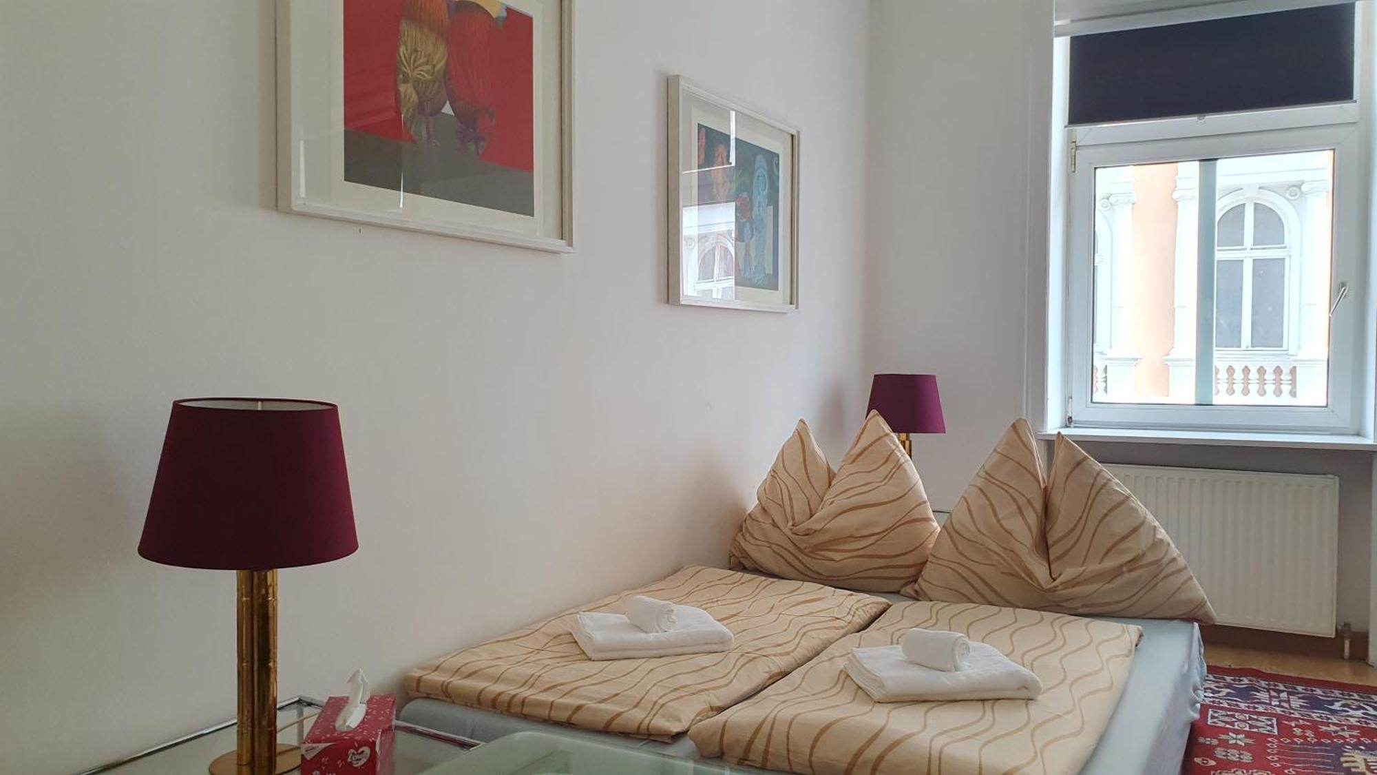 Quiet 2-Room Flat, Walking Distance To City Centre Viena Exterior foto